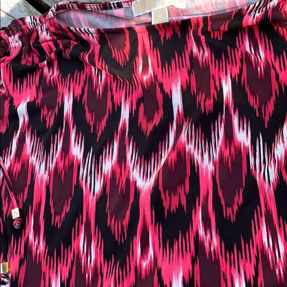 Micheal Kors Pink Patterned Tie Sleeve Top - Picture 2 of 8